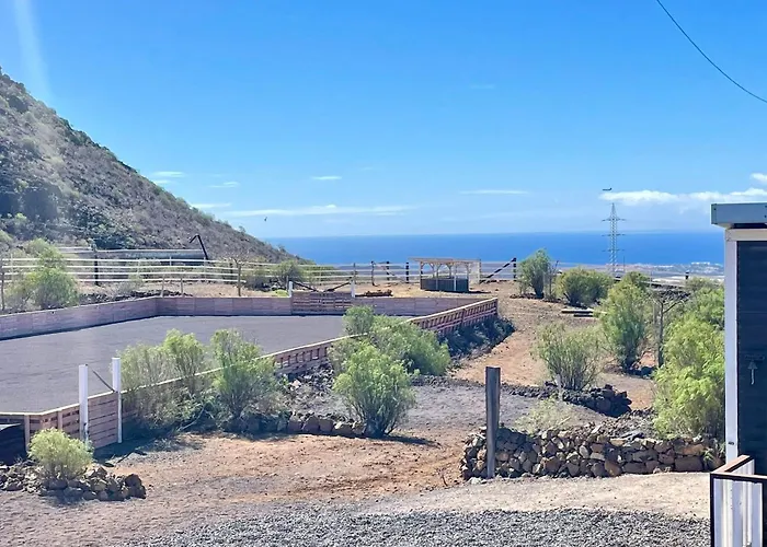 Eden's Retreat Апартаменты