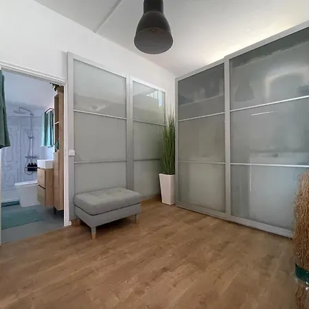 Eden's Retreat Apartment *
