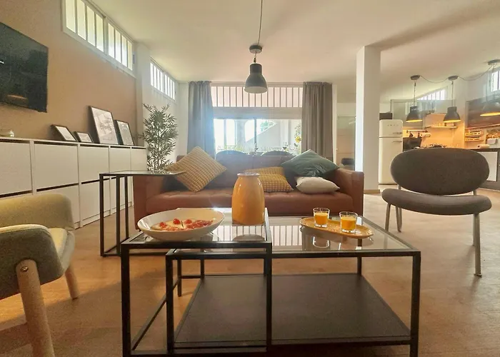 Eden's Retreat 阿罗纳